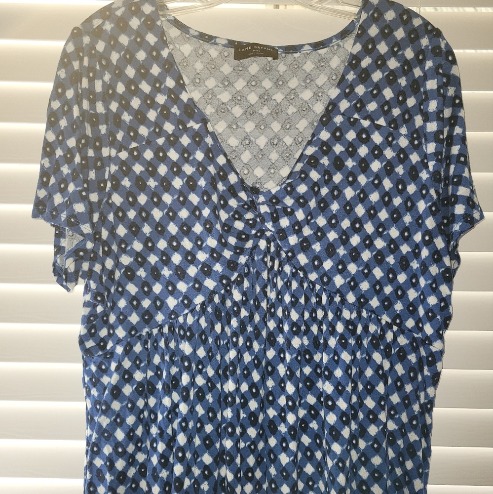 Lane Bryant 14/16 short sleeve shirt
